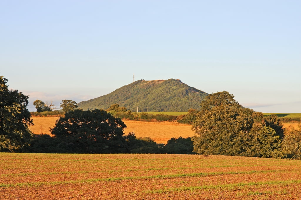 Wrekin-Shropshire-Dickens-Folklore-Cornovii-Romans